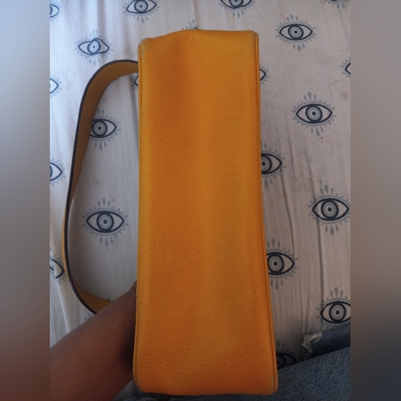 Kate Spade mini purse - Picture 3 of 4